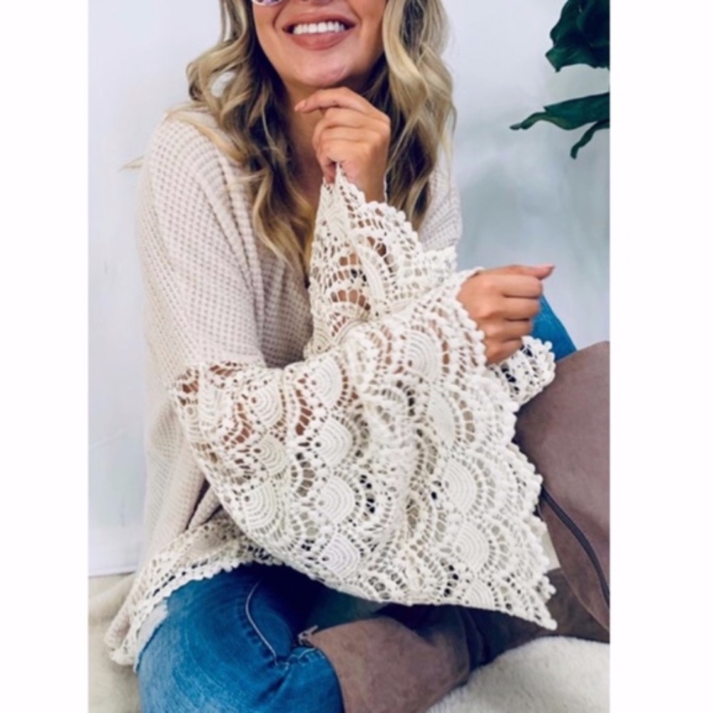 034 Boho Lace Bell Sleeve Waffle Knit Tunic Top - Picture 10 of 13